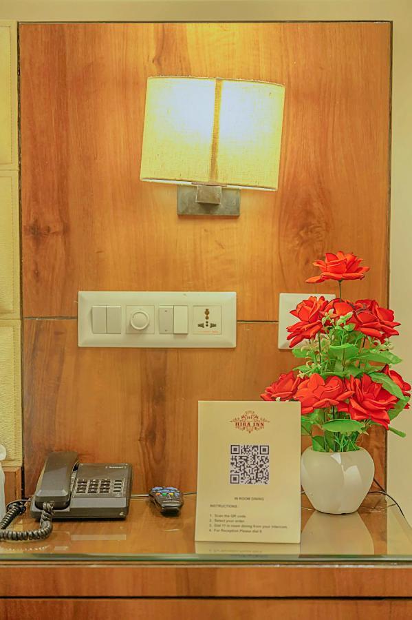 Hotel Hira Inn-10Mins From Railway Station & Bus Station Allāhābād Junction المظهر الخارجي الصورة